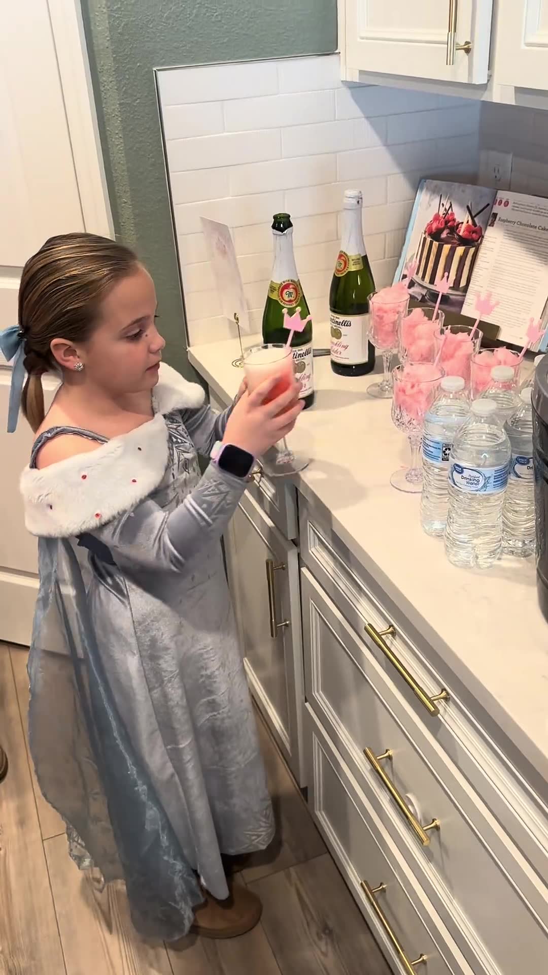 From decorations to cake at the dreamiest princess party