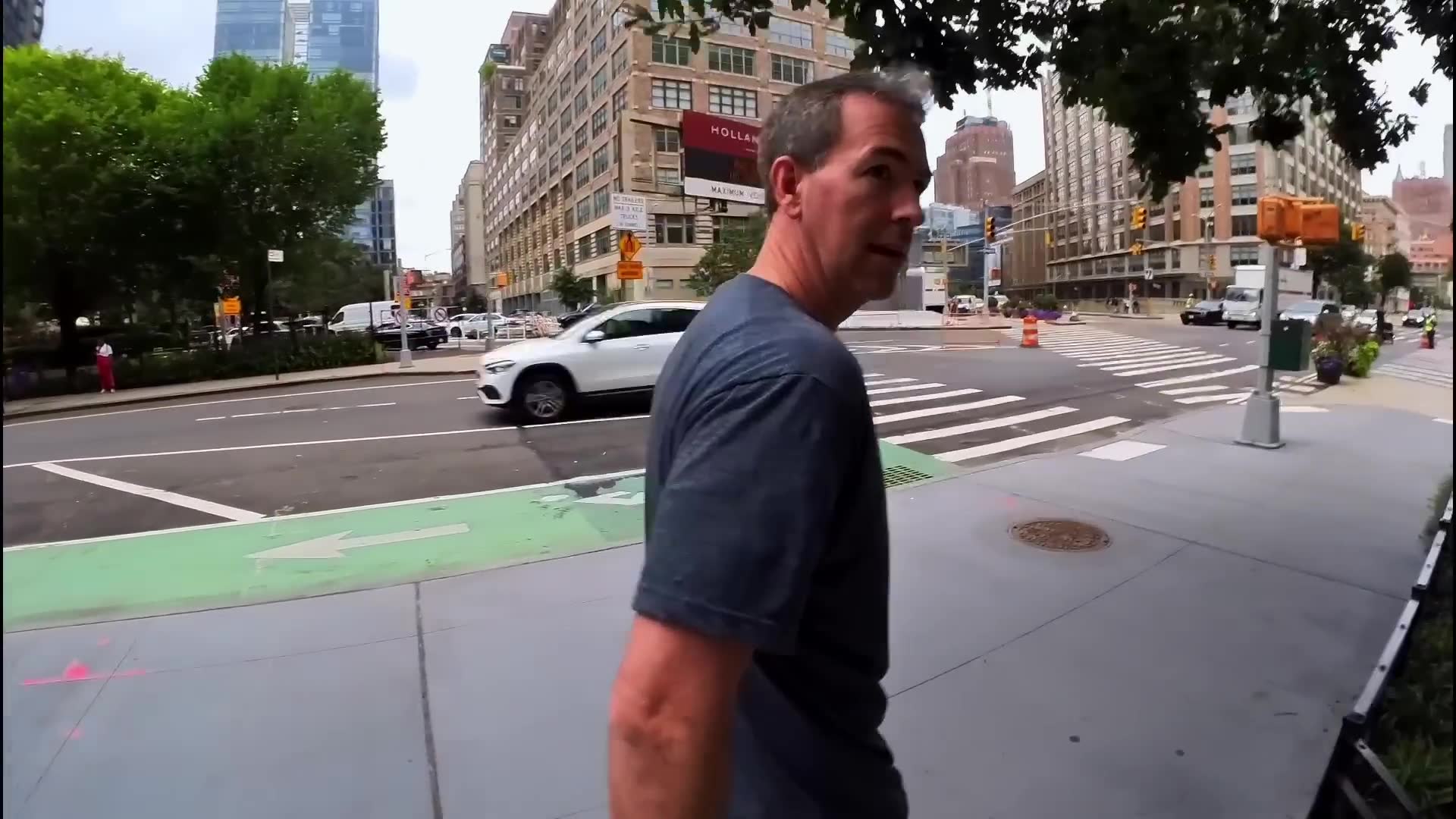 Testing urban residents situational awareness and threat recognition abilities