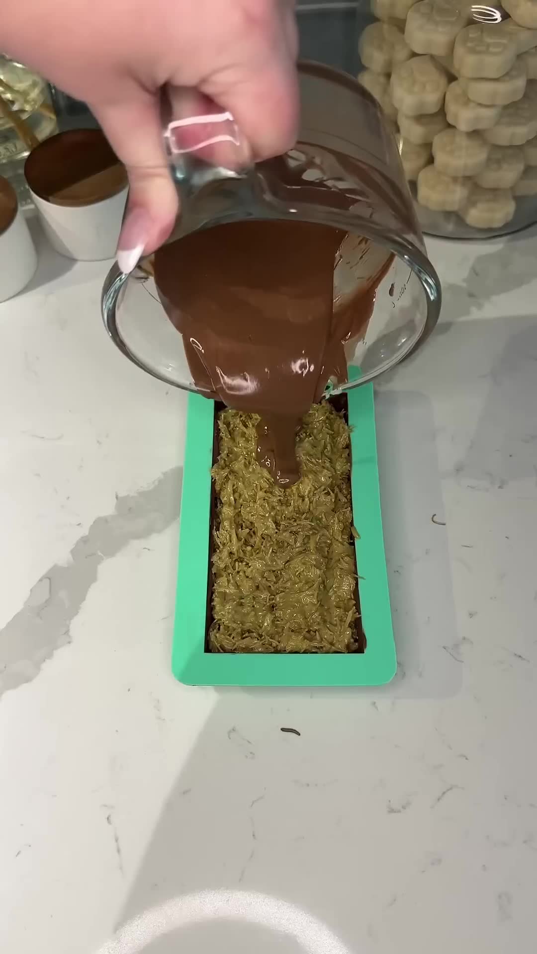 Pistachio cream filling and crispy strands create sought-after chocolate