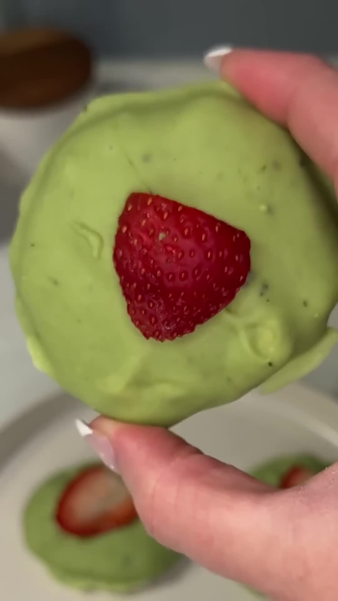 Frozen yogurt bites combine berry flavor with green tea powder