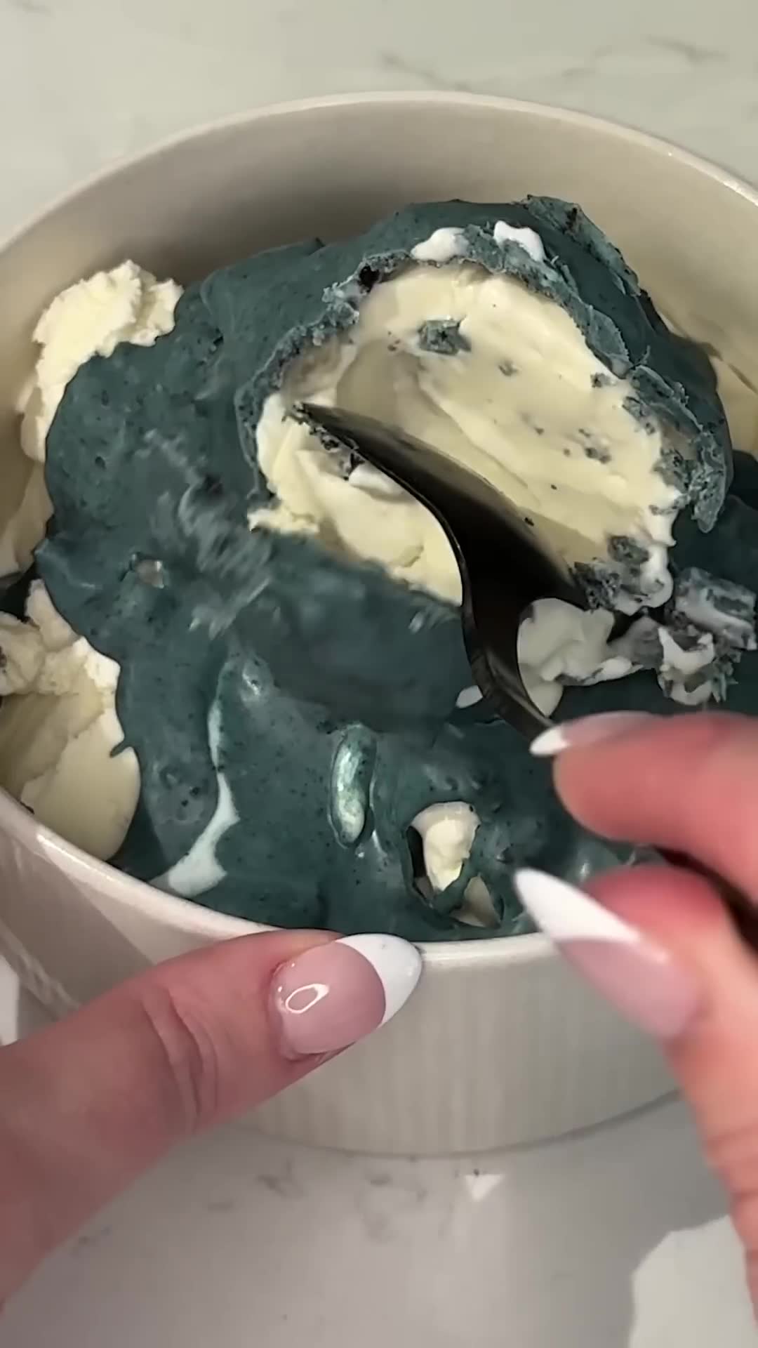 Cookie-coated frozen dessert replicates beloved chain restaurant item