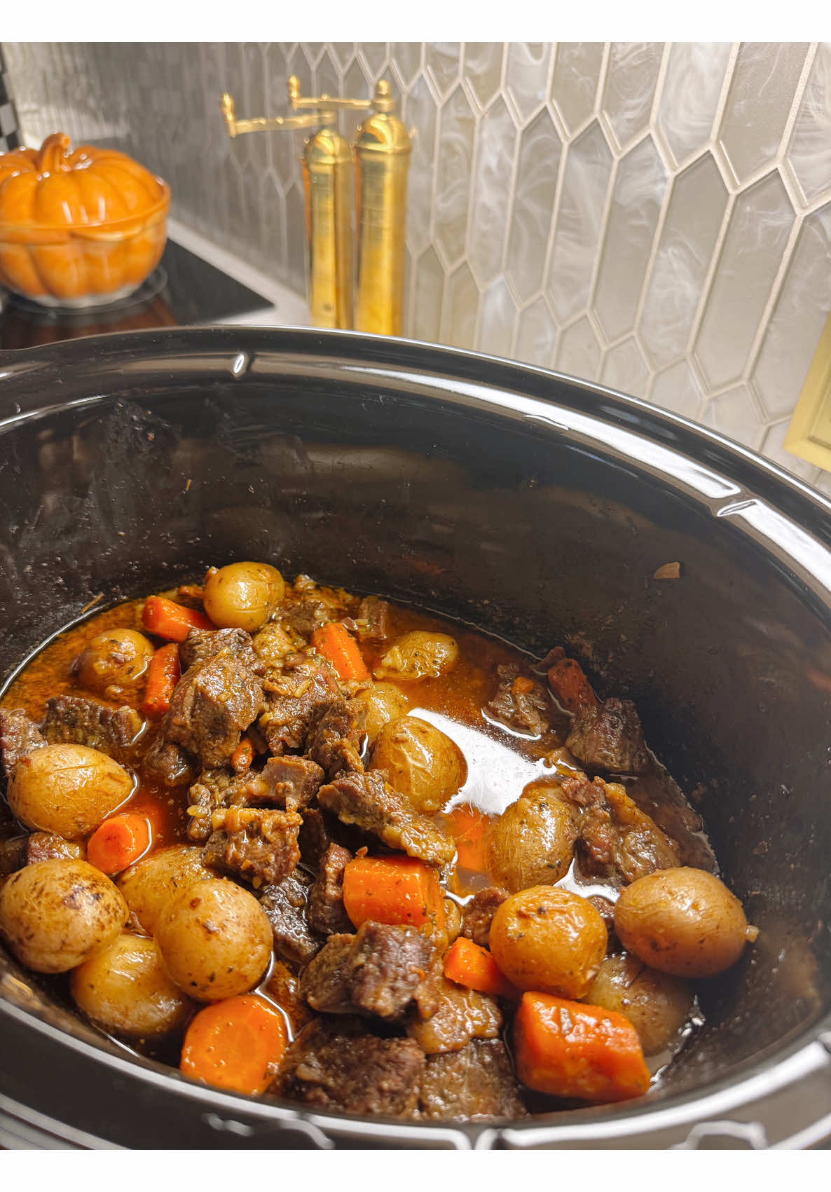 Quick slow cooker beef stew comfort meal ready in minutes