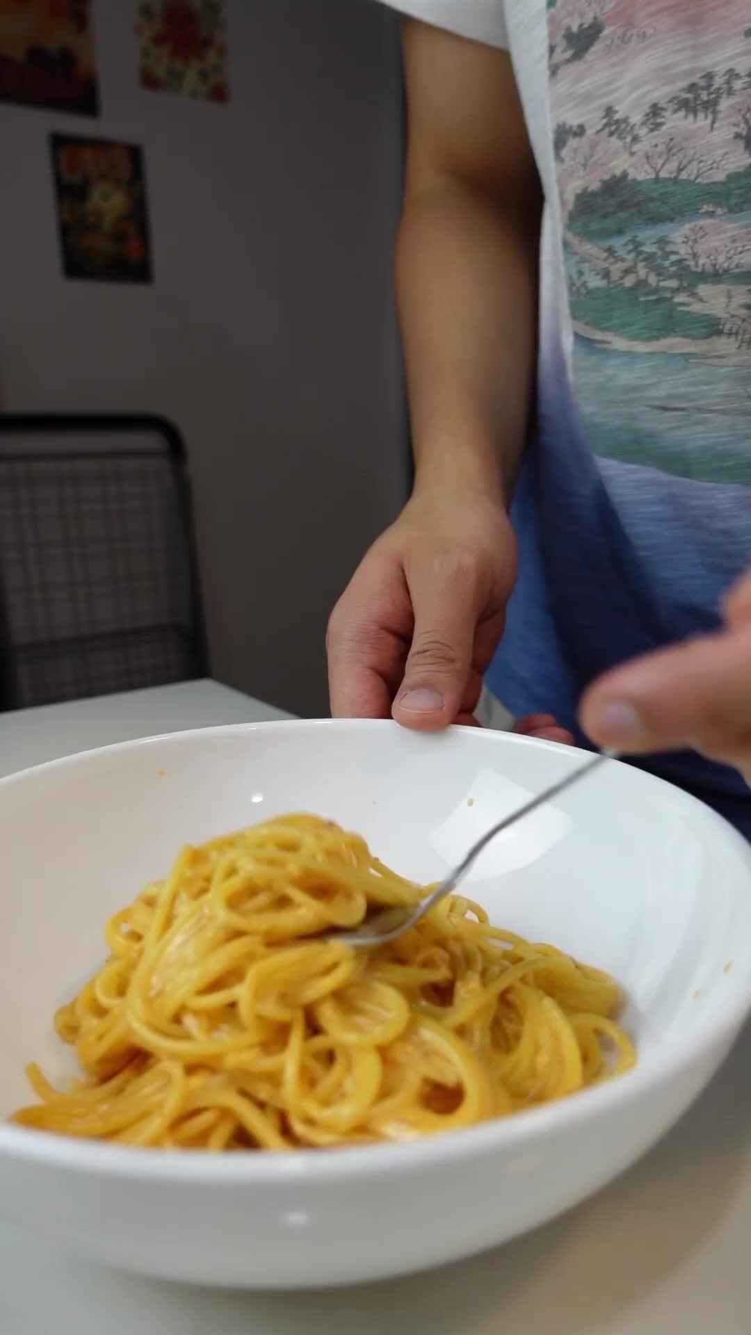 The cheapest spaghetti versus a fancy upscale plate tasted side by side