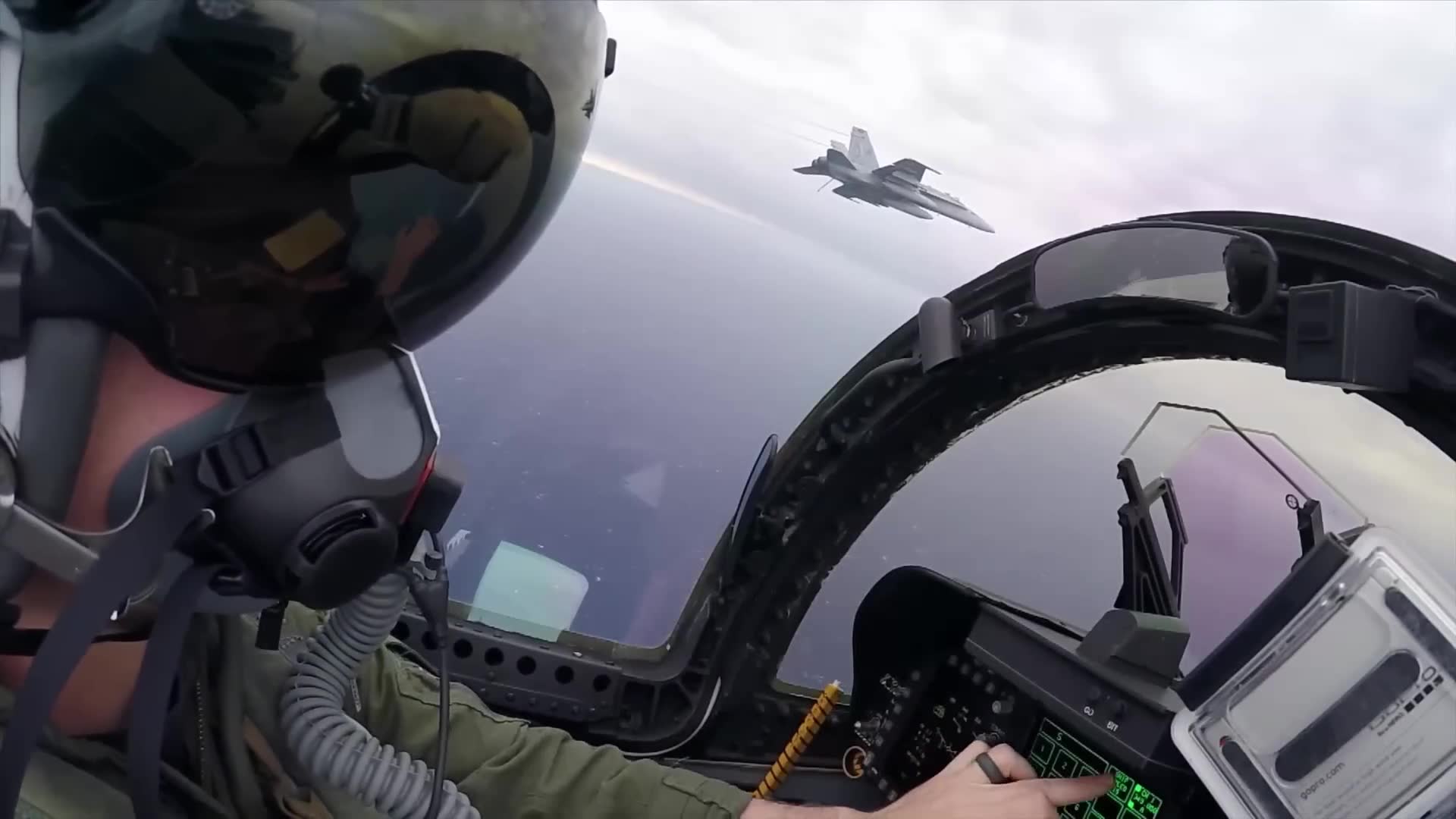 American fighter intercepts advanced Russian aircraft