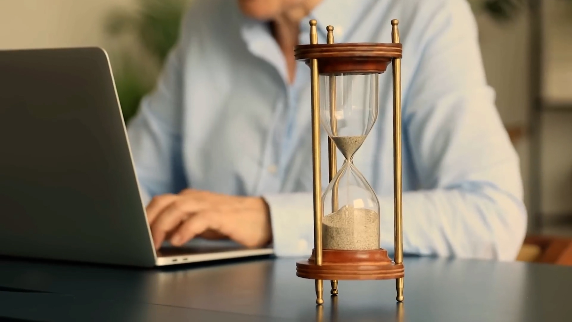 Antique inventions whose engineering somehow outperforms modern equivalents in awkward ways for engineers