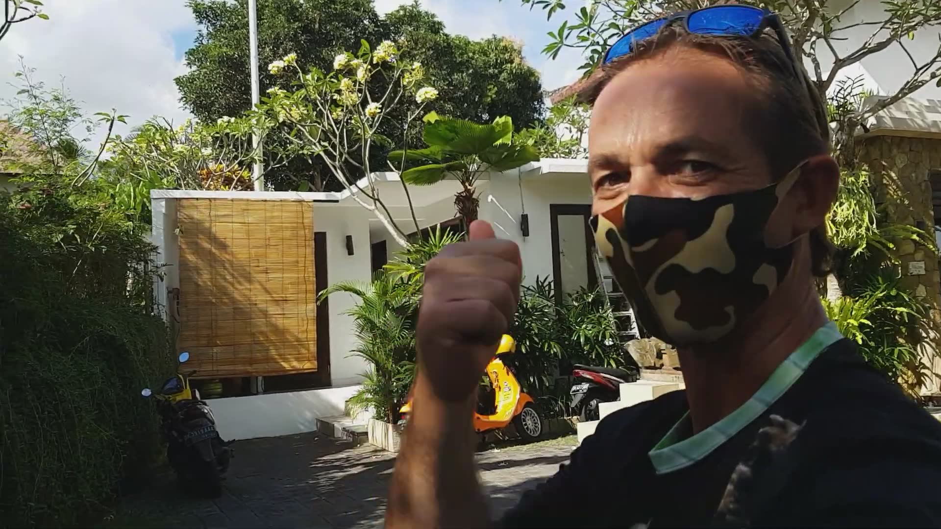 Witnessing cobra rescue in Indonesian jungle