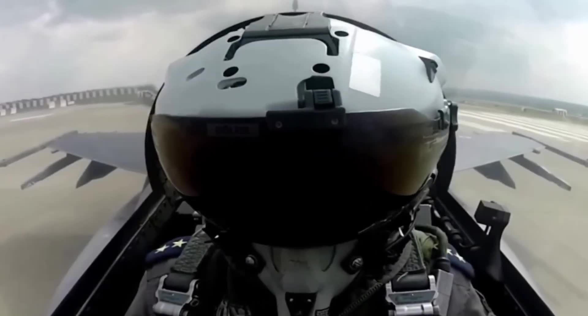 F-16 demonstration team incident in California ends with safe pilot recovery