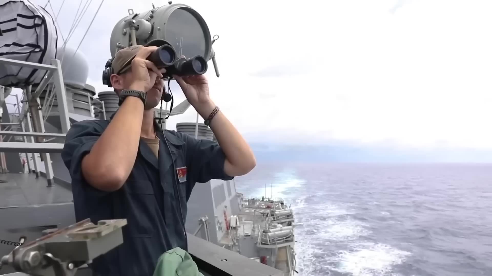 Venezuelan craft miscalculates guided-missile destroyer