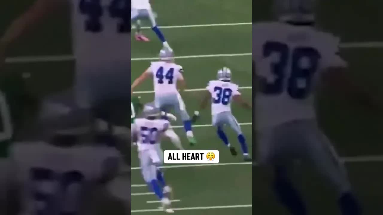 #Cowboys Alijah Clark ALL HEART!!! Is it me, or is that saxophone just keep getting louder 😂