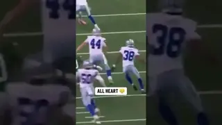 #Cowboys Alijah Clark ALL HEART!!! Is it me, or is that saxophone just keep getting louder 😂