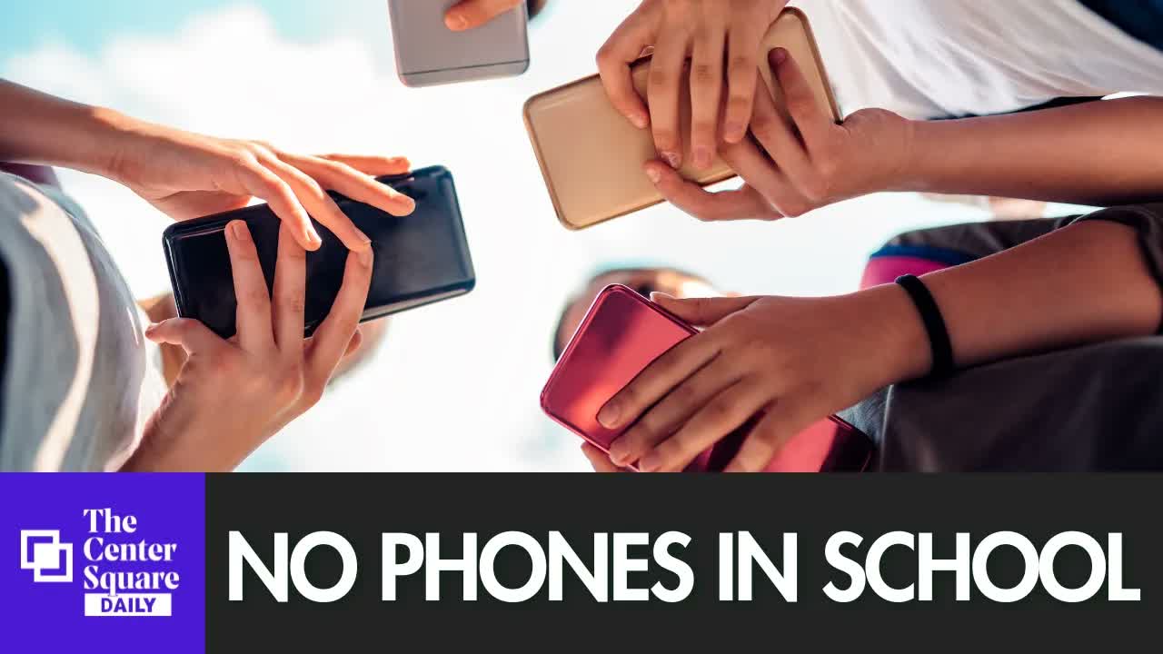 Illinois School Cell Phone Policy: What Students and Parents Need to Know
