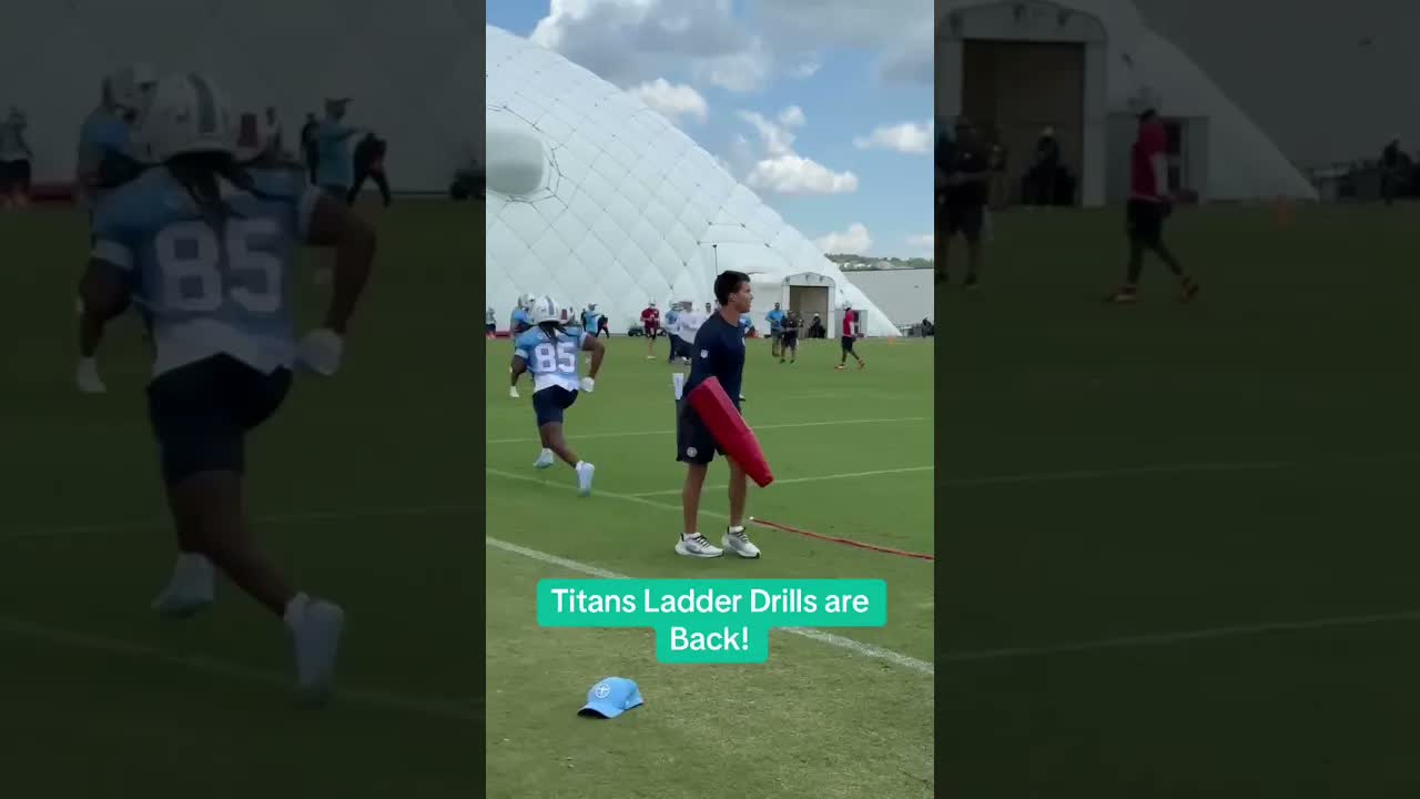 Some fancy footwork out here! #tennesseetitans #widereceiver #xavierrestrepo #carnelltate #nfl
