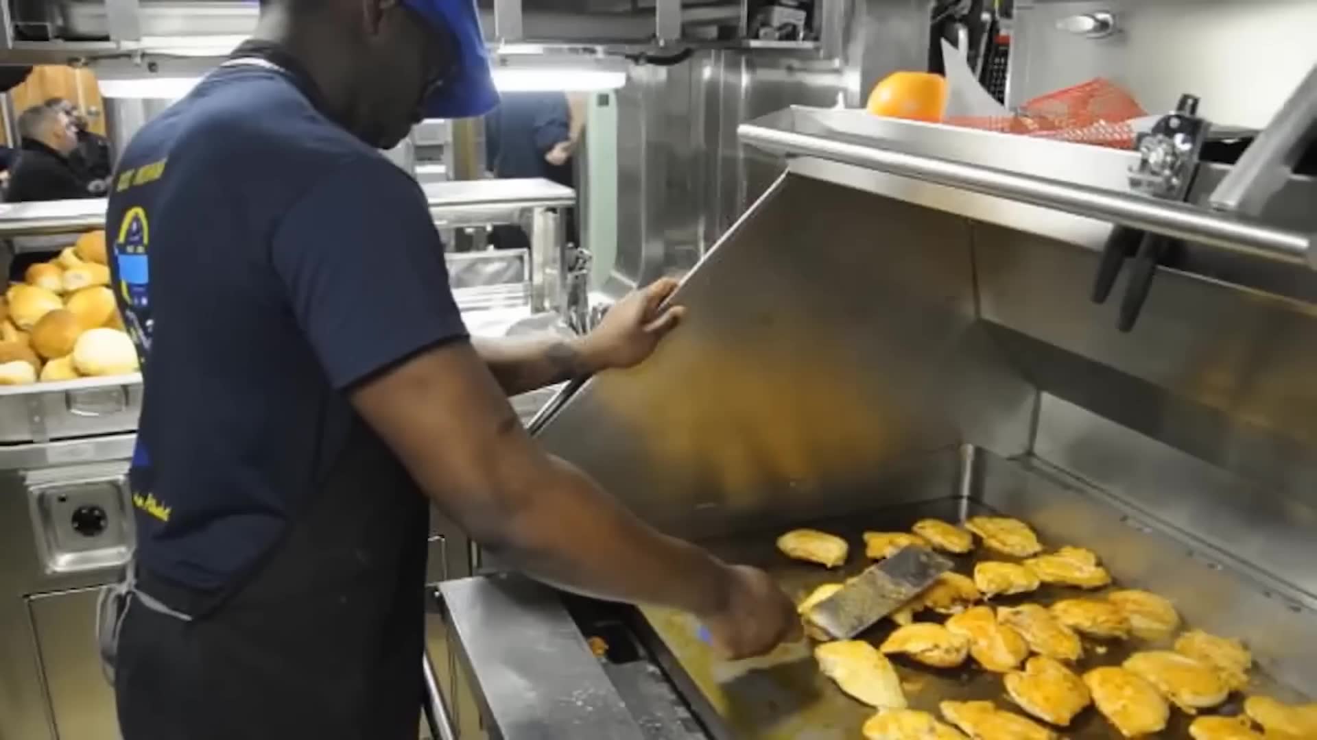 How cooks work in a nuclear submarine galley