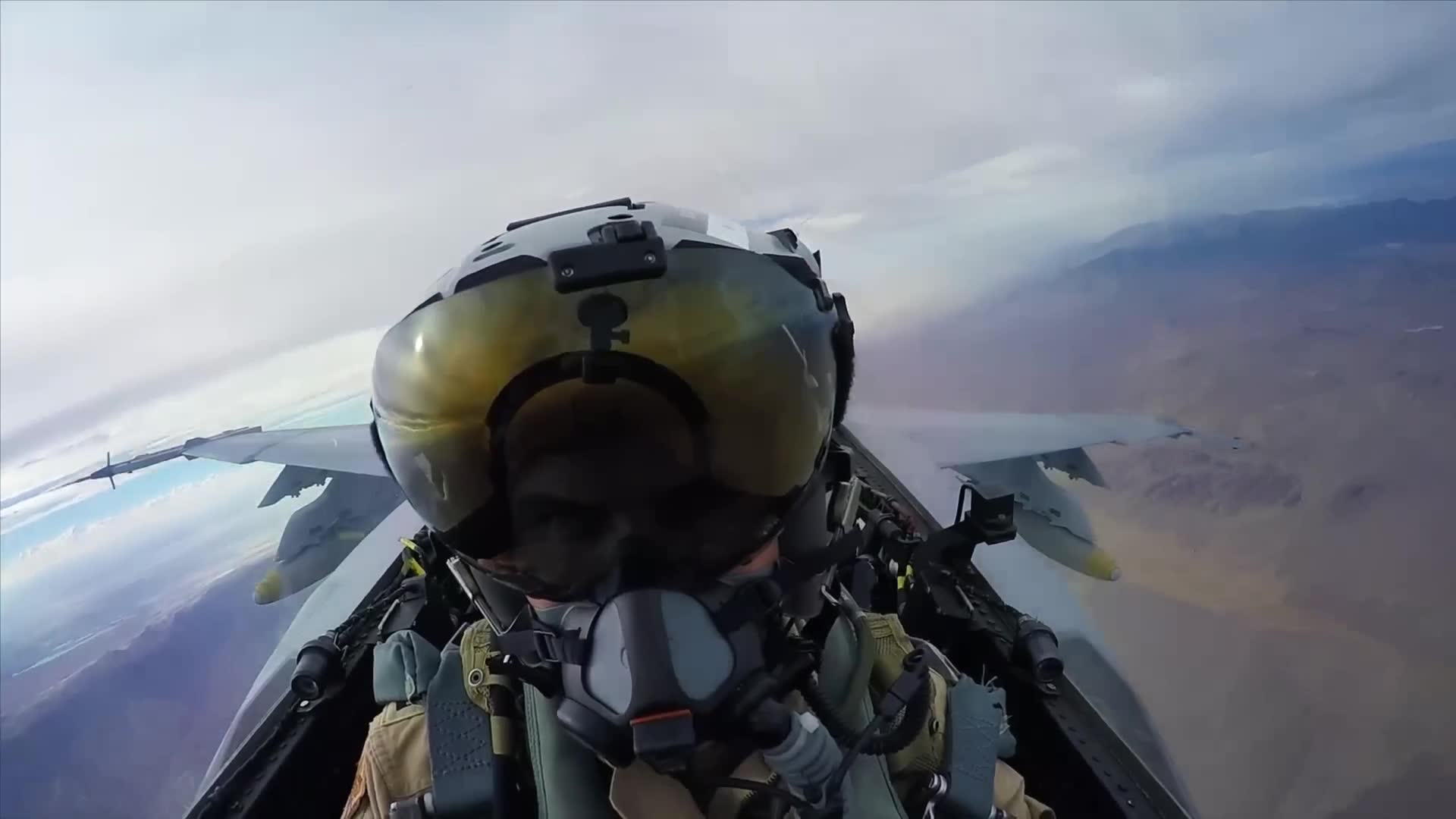 Feeding fighter pilots on long combat flights