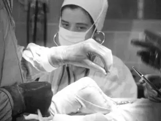 The Gift (silent, B-roll, 1960s)