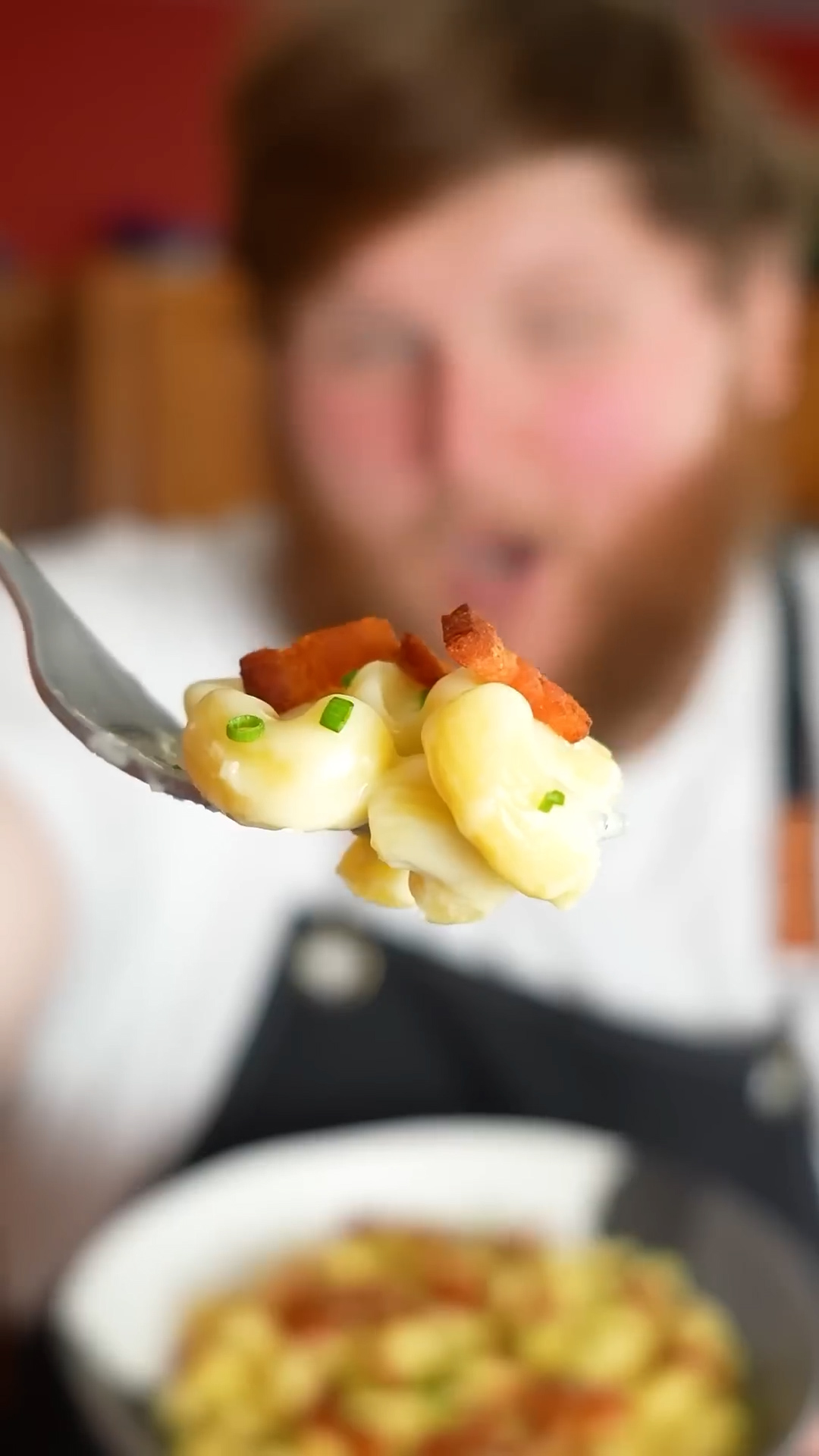 White cheddar bacon mac and cheese