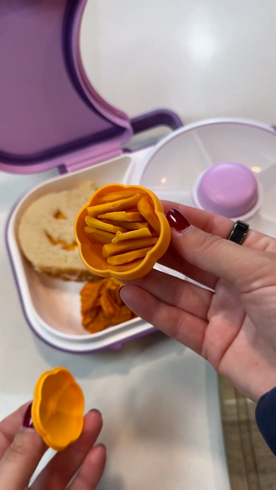 Creative October lunchbox featuring seasonal decorations perfect for school days