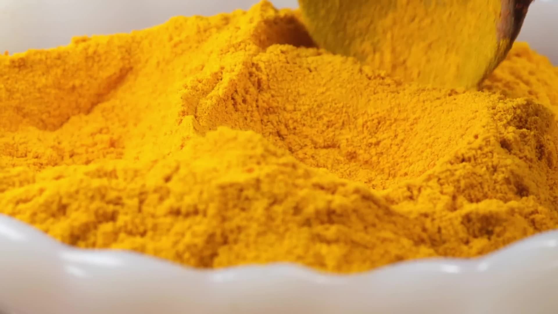 The hidden cause of daily turmeric use most people miss