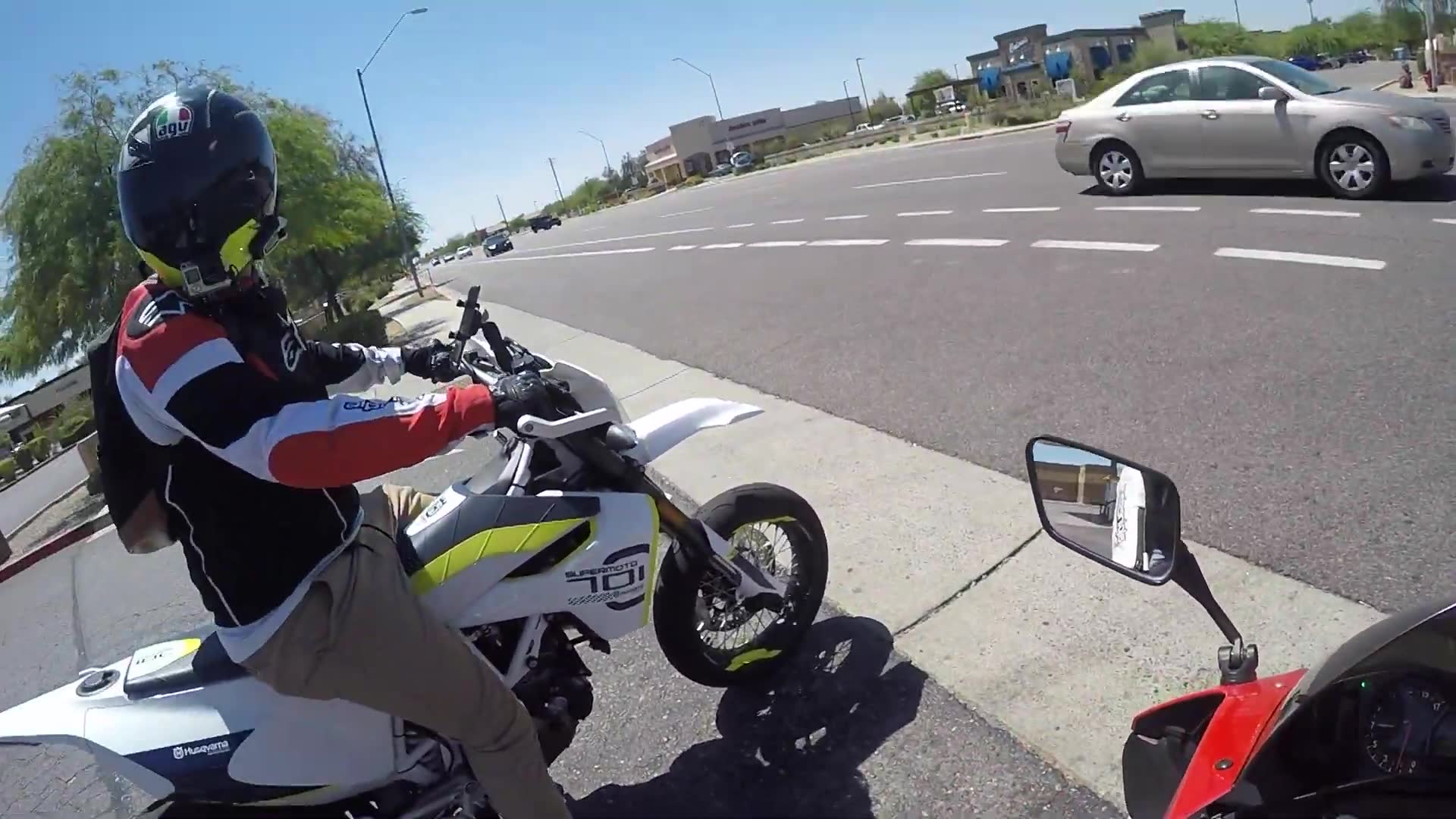 Riding in the bike lane got me a cop encounter that turned out way cooler than expected