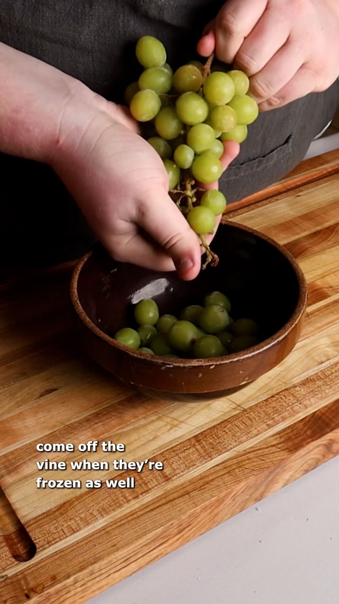 Summer frozen grape snacks