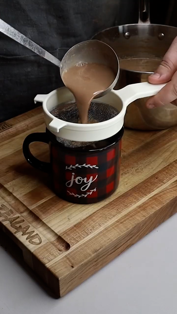 Hot chocolate recipe video drop