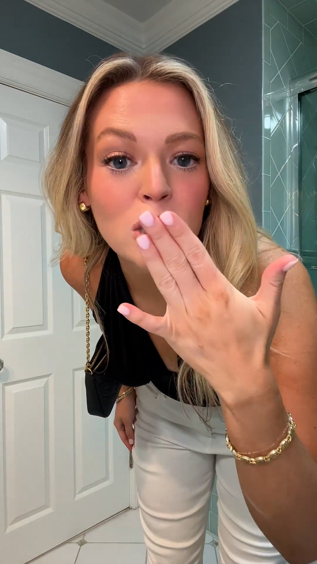 Following along with what's happening in this video today with all the details (2)