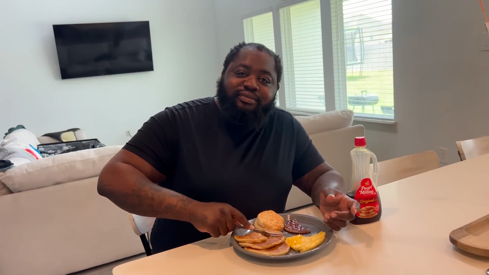 Husband's stunned reaction when he realized his home cooked dinner was fast food