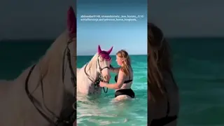 🌊🌊🌊🌊🐴🐴