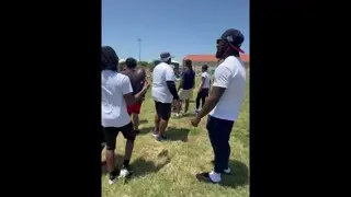 #Cowboys Malik Hooker giving back at the Sports International Football Camp. 🏈💙