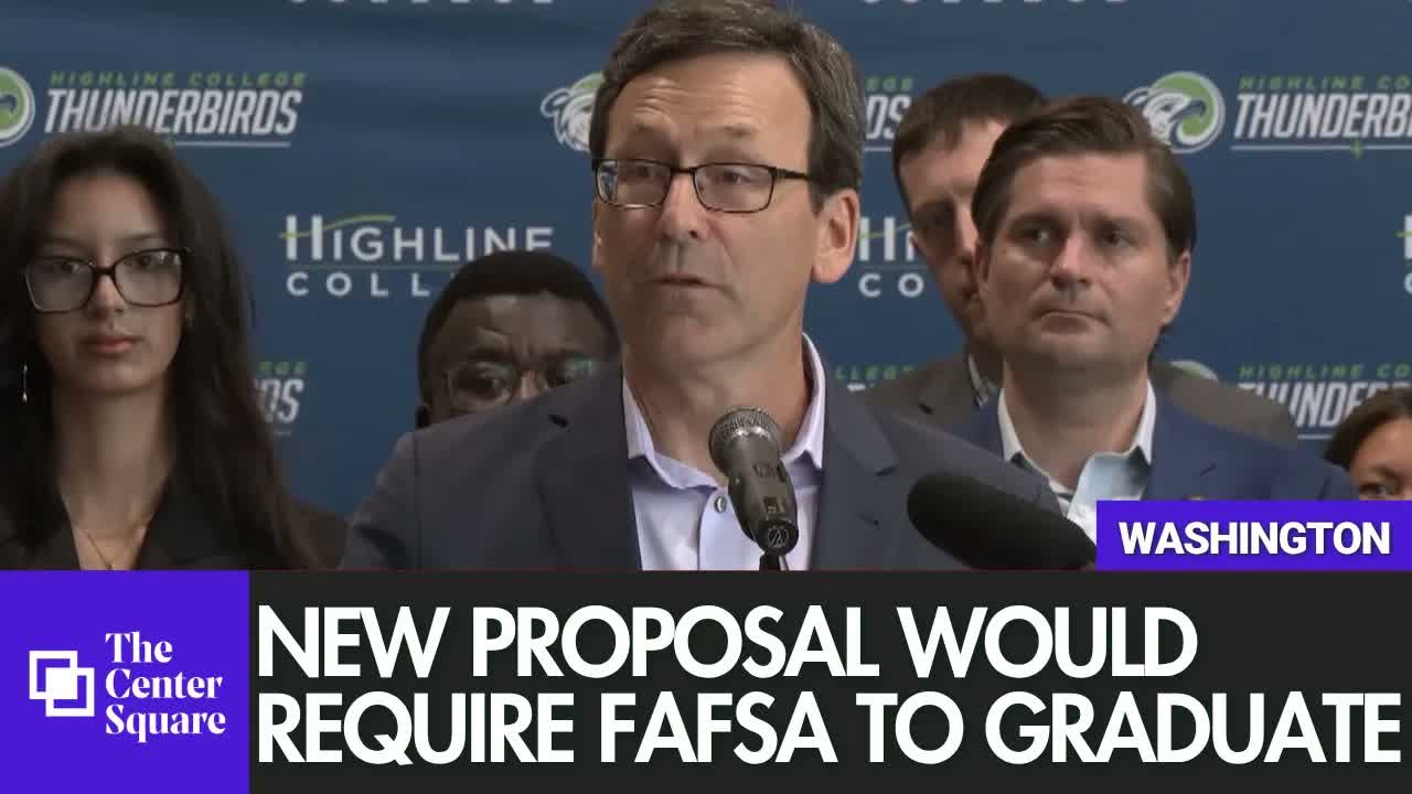 New Proposal Would Require FAFSA to Graduate