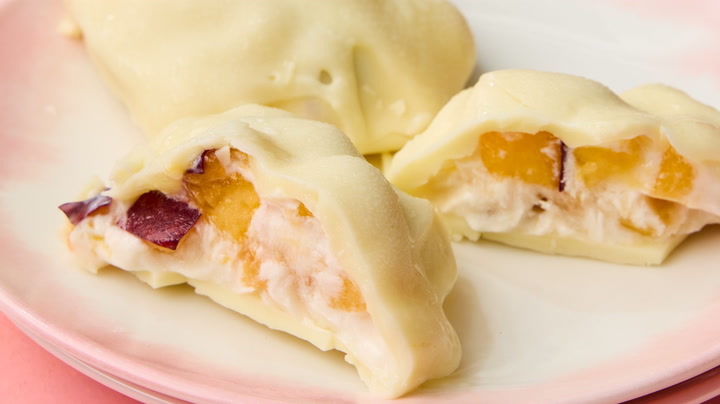 How to Make Peaches and Cream Yogurt Clusters