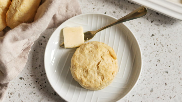 Loretta Lynn's 4-Ingredient Biscuit Recipe