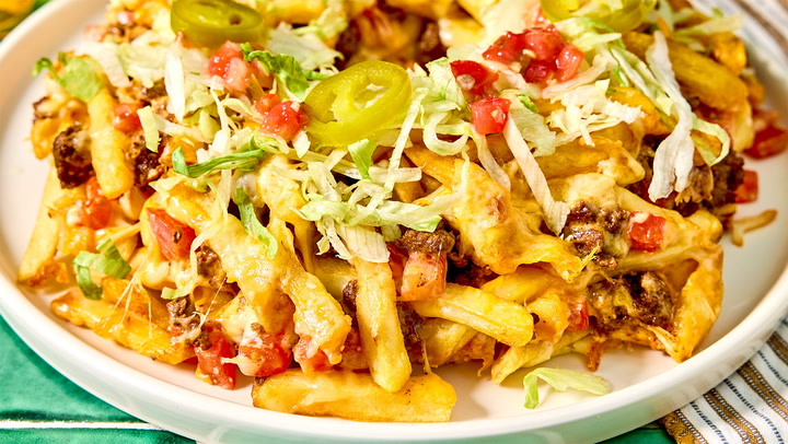 How to Make a Nacho Fries Bundt Pan Ring