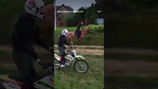 vroom vroom 🏍🐎