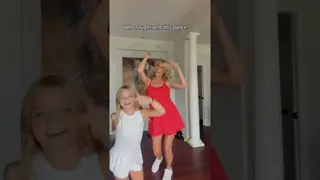Which one knew this dance and which one learned it in 5 minutes? 😂😂 #dance #dancetrend #dancing