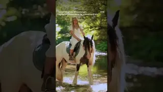 A little bit of fairytale, a little bit of Italy, and a whole lot of magic on horseback. 🐎✨🇮🇹