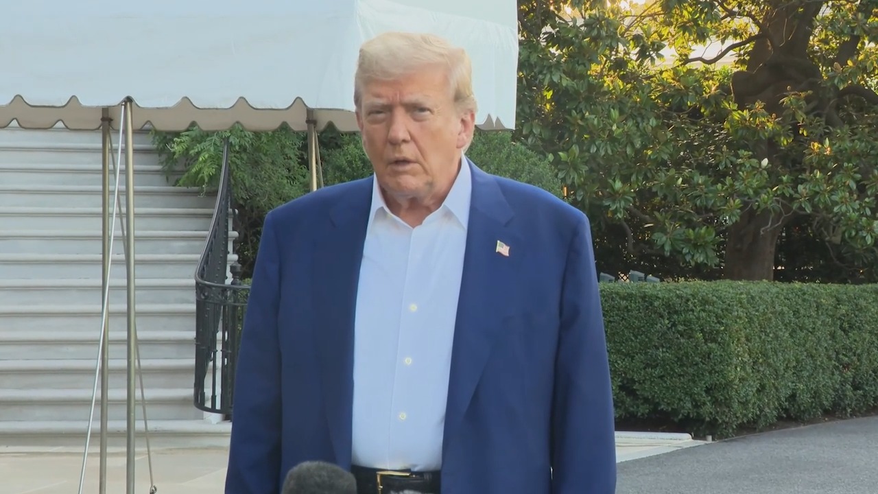 White House Press Gaggle - Pres. Trump: "These guys gotta calm down"
