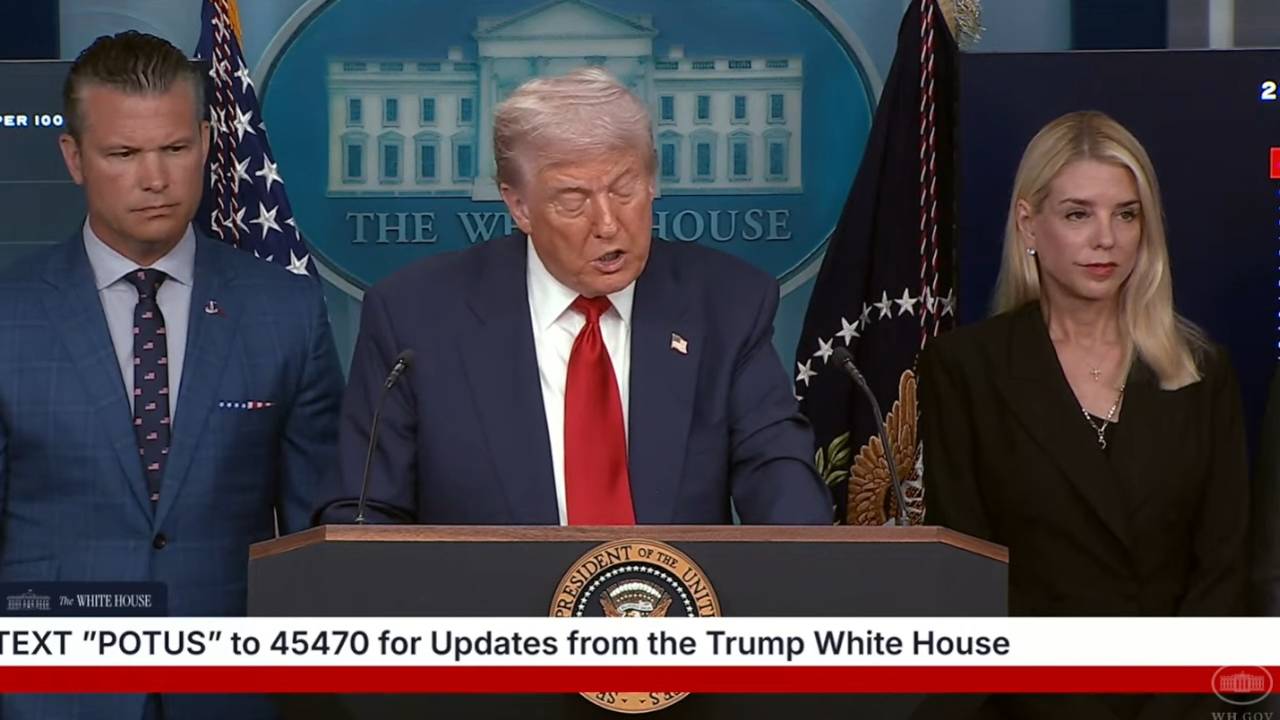White House - Pres. Trump mentions other cities with high crime, says "This will go further, we're starting very strongly in D.C."