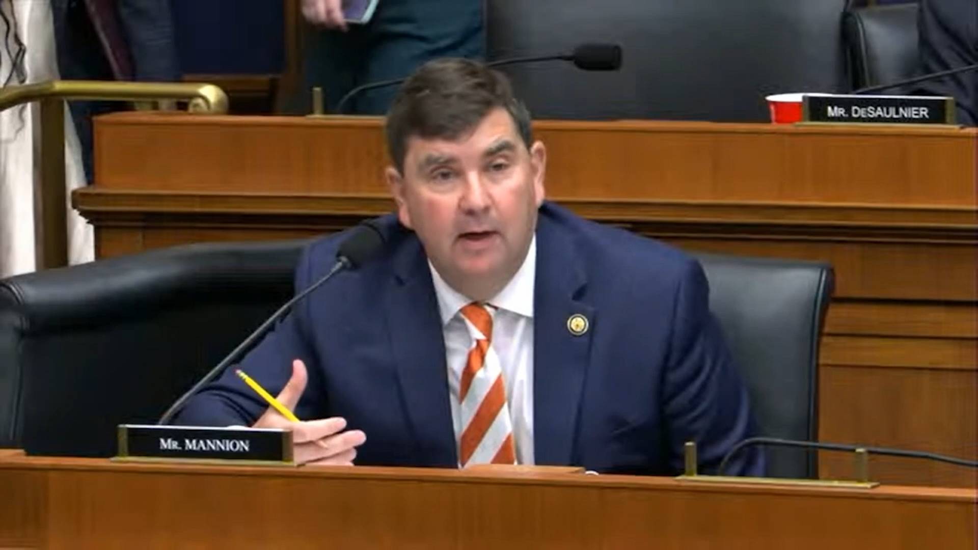 House Edu - Outburst during Dr. Félix V. Matos Rodríguez answering questions 