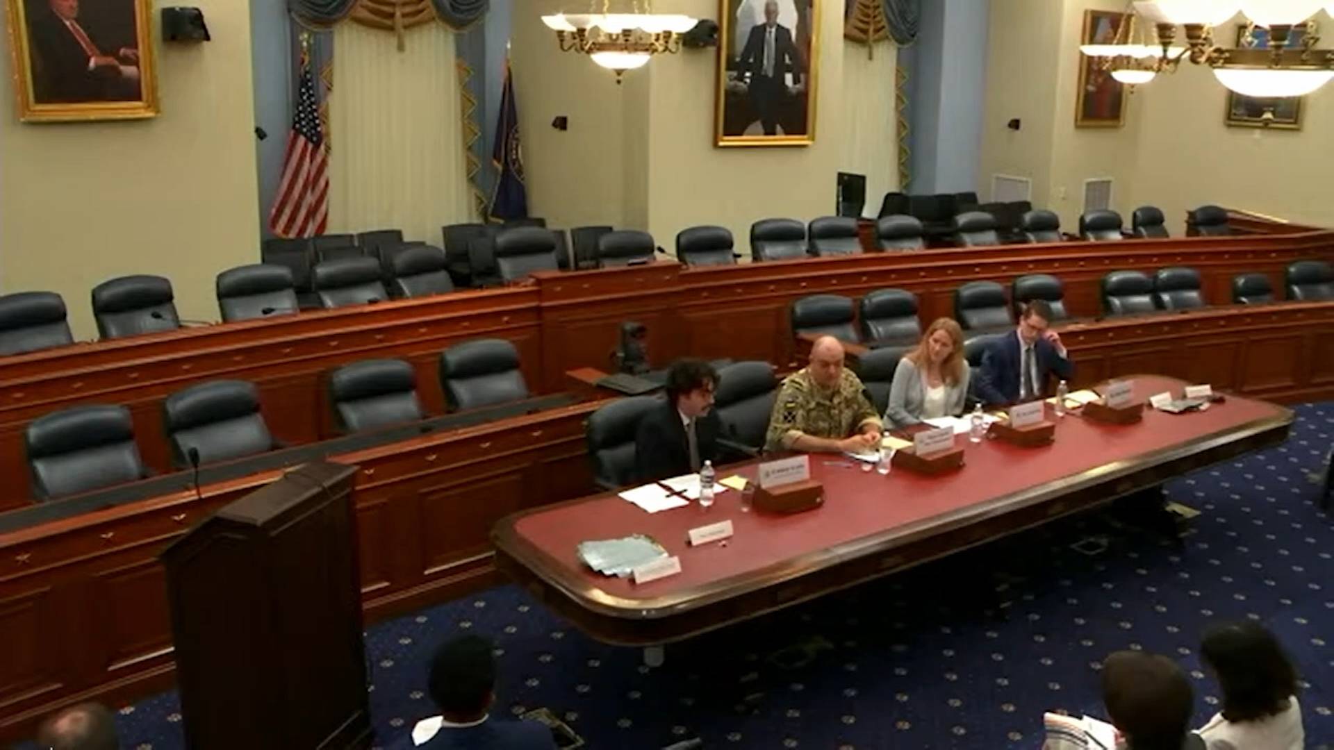Commission on Security - Dara Massicot: “that aid is now flowing and has resumed”