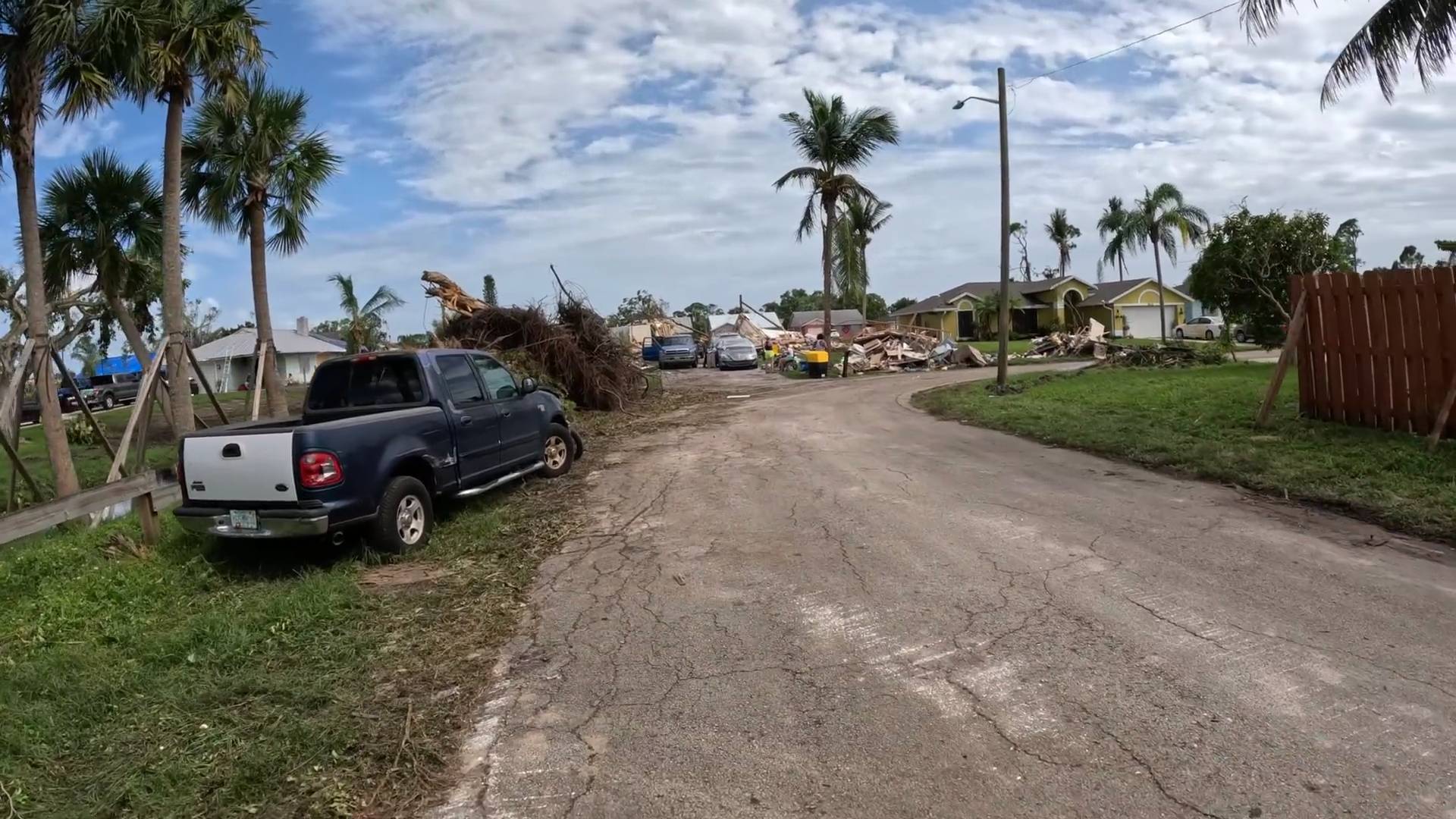 Tornado Destruction Hits Florida | No warning